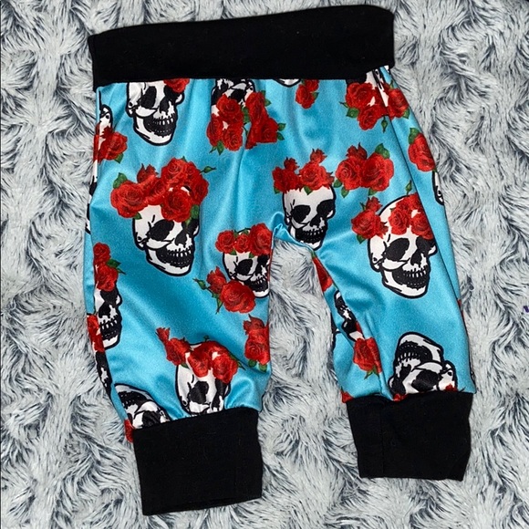 Complete outfit - Picture 7 of 7